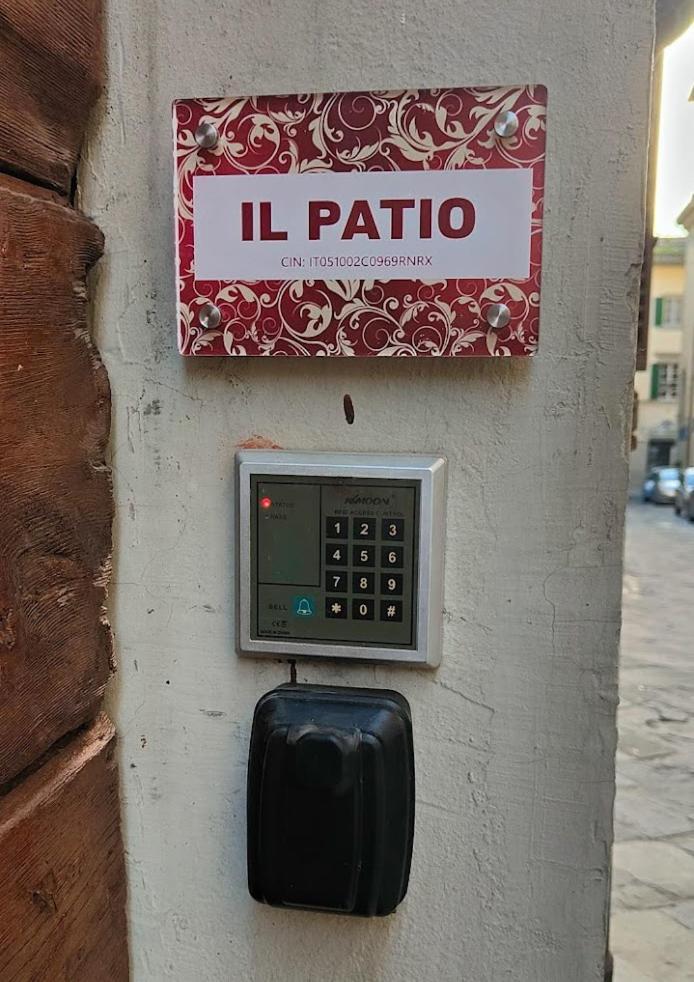 Il Patio Apartment Arezzo Luaran gambar