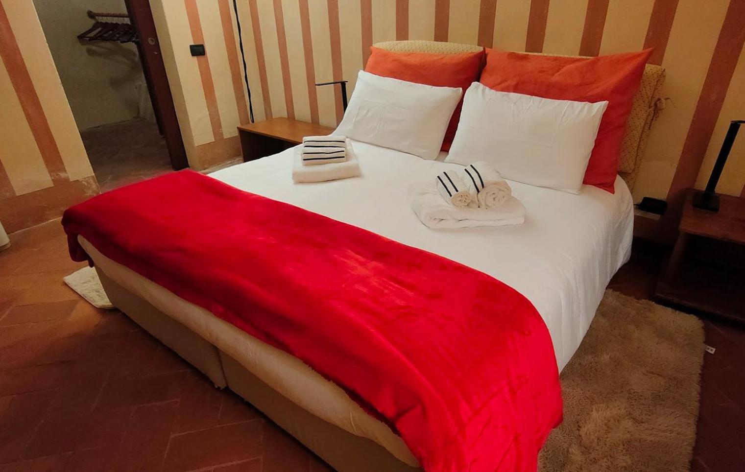 Il Patio Apartment Arezzo Luaran gambar